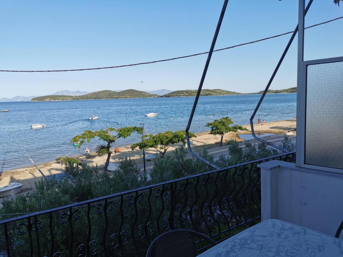 Villa Tasos Nea Peramos  Ngoại thất bức ảnh