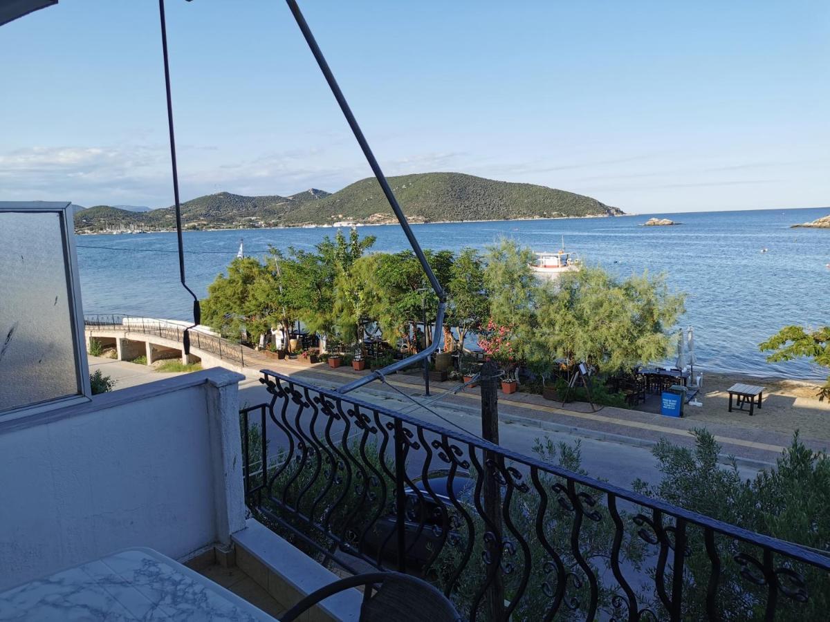 Villa Tasos Nea Peramos  Ngoại thất bức ảnh