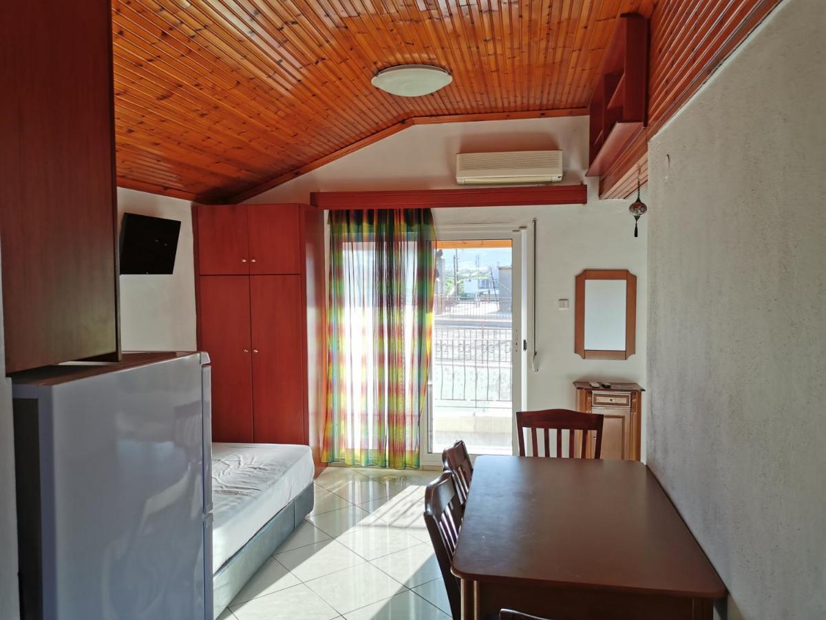 Villa Tasos Nea Peramos  Ngoại thất bức ảnh