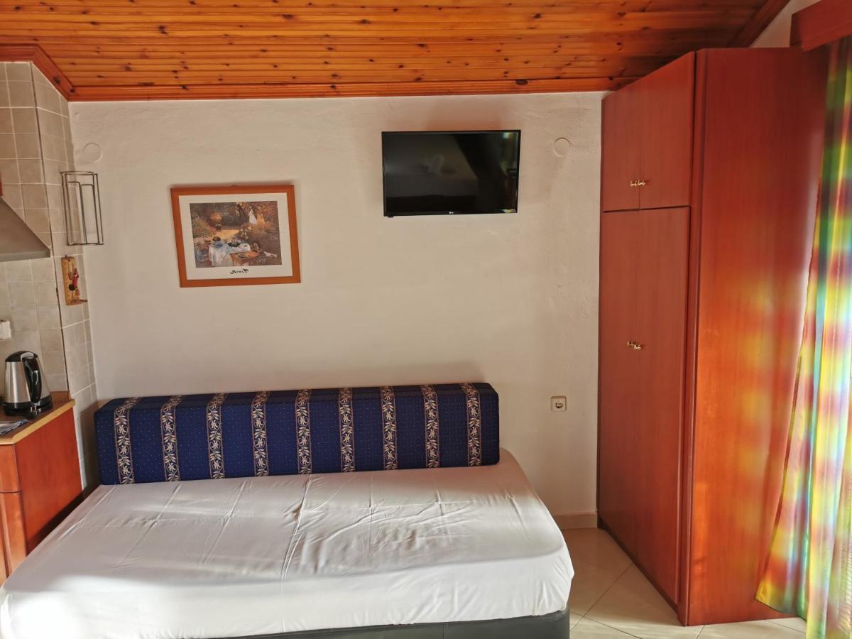 Villa Tasos Nea Peramos  Ngoại thất bức ảnh