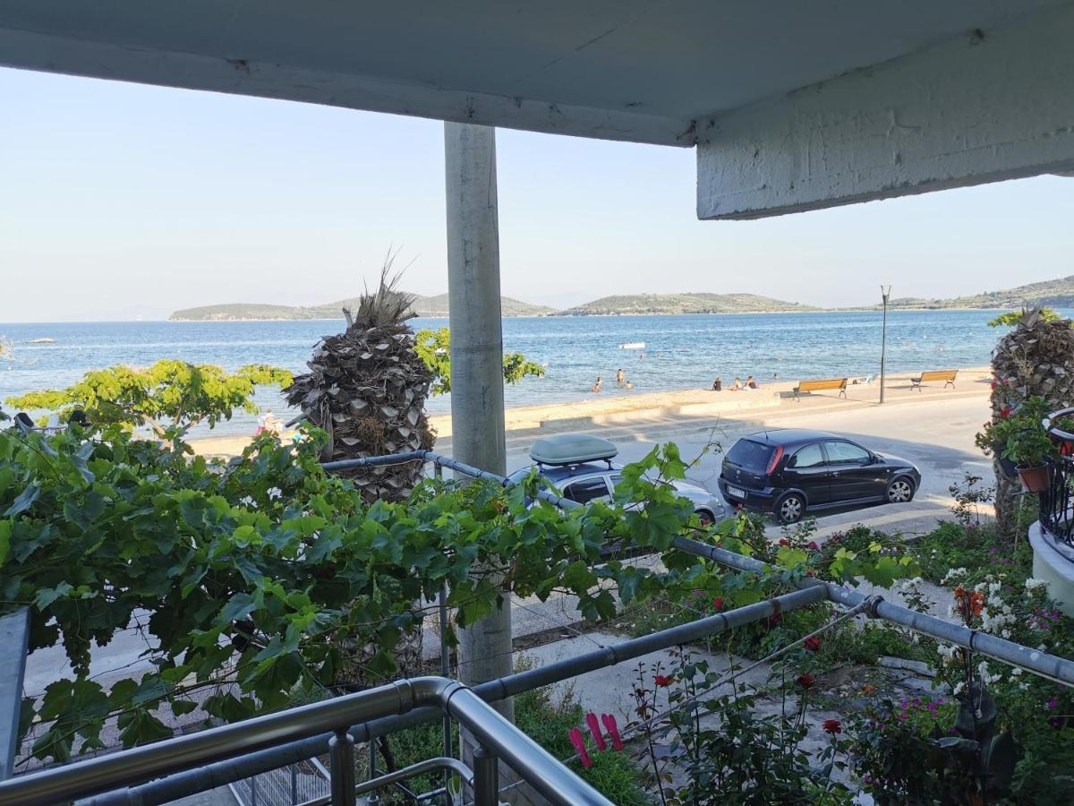 Villa Tasos Nea Peramos  Ngoại thất bức ảnh