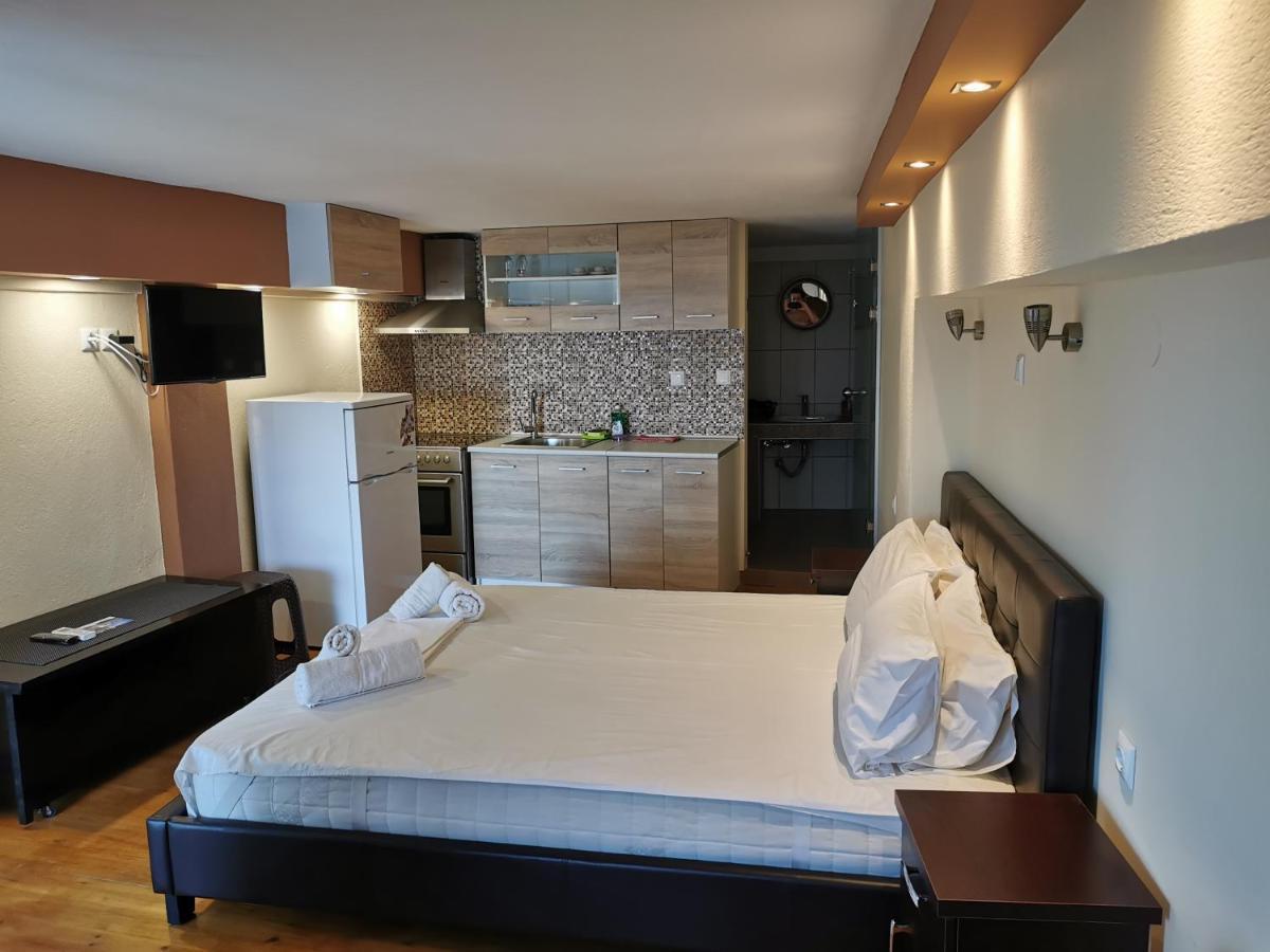 Villa Tasos Nea Peramos  Ngoại thất bức ảnh