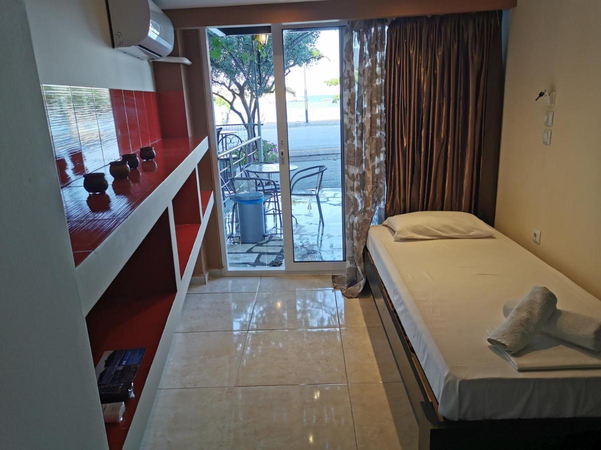 Villa Tasos Nea Peramos  Ngoại thất bức ảnh