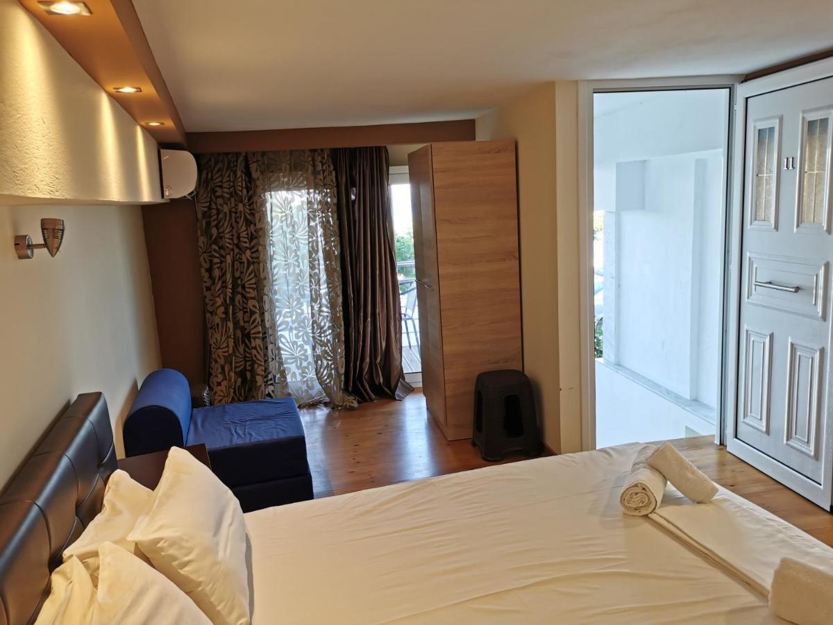 Villa Tasos Nea Peramos  Ngoại thất bức ảnh